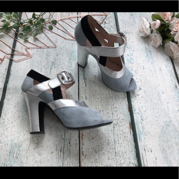 Miu Miu 38.5 Mary Jane pump heels silver grey leather suede buckle luxury Italy - Picture 2 of 9